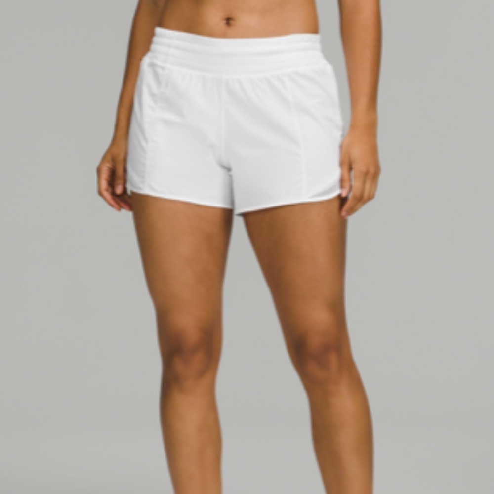 Lululemon Hotty Hot High-Rise Short 4"